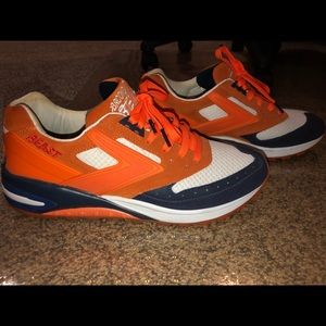 Carrots x Brooks Running Shoe, Size 10.